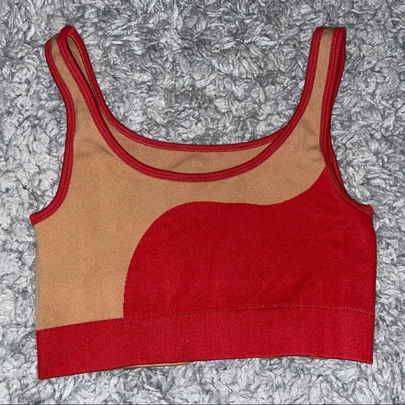 SOLD-Fabletics set! - Picture 3 of 8